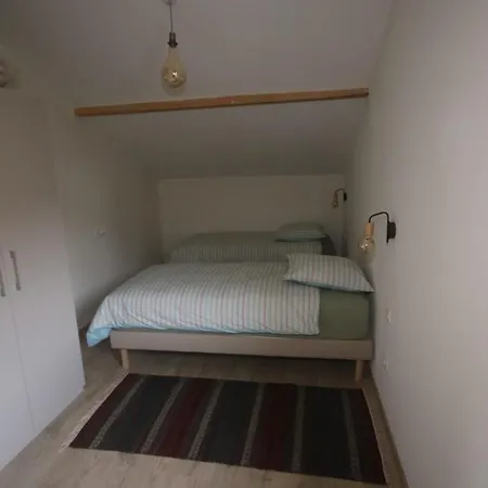 Vakantiehuis Chalet, Spacieux, Proche Du Lac, Vue Sur La Montagne