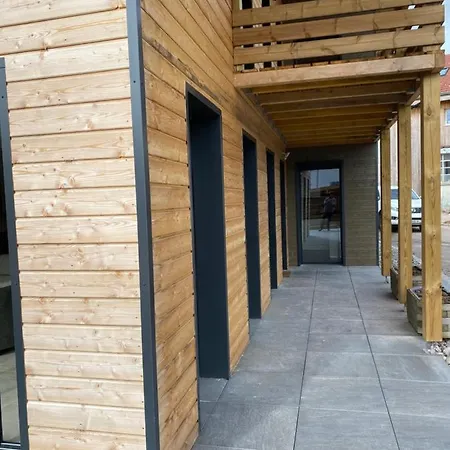 Chalet, Spacieux, Proche Du Lac, Vue Sur La Montagne *