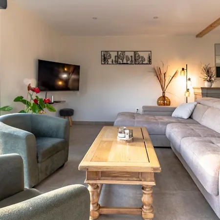 Chalet, Spacieux, Proche Du Lac, Vue Sur La Montagne Holiday home