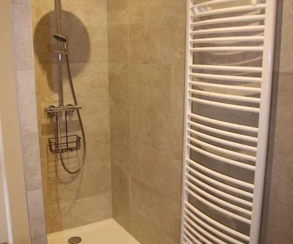 Chalet, Spacieux, Proche Du Lac, Vue Sur La Montagne