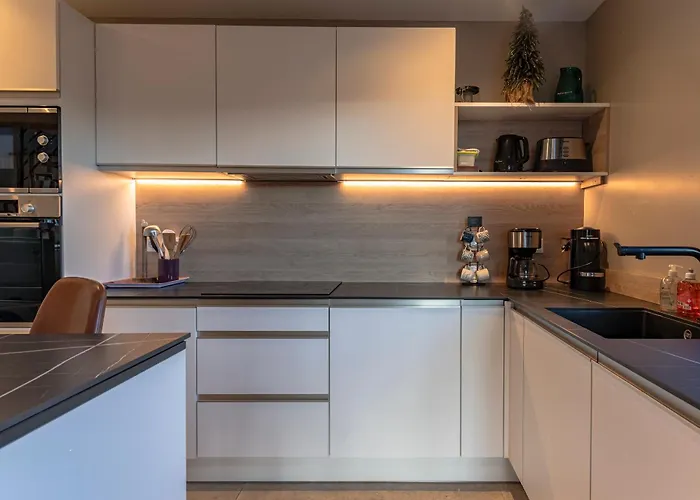 Chalet, Spacieux, Proche Du Lac, Vue Sur La Montagne *